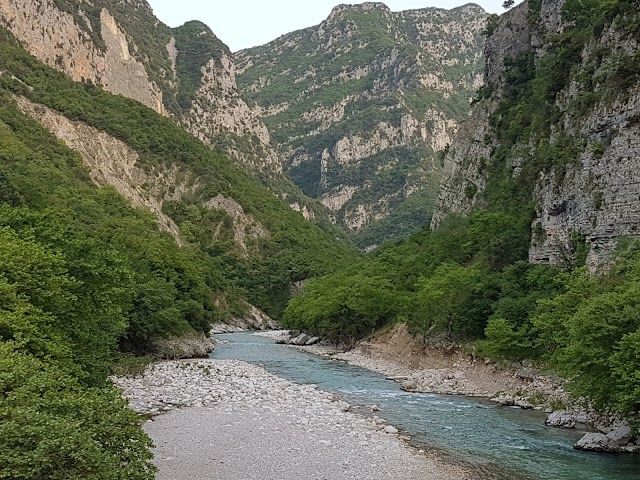 Σπήλαιο Ανεμότρυπα